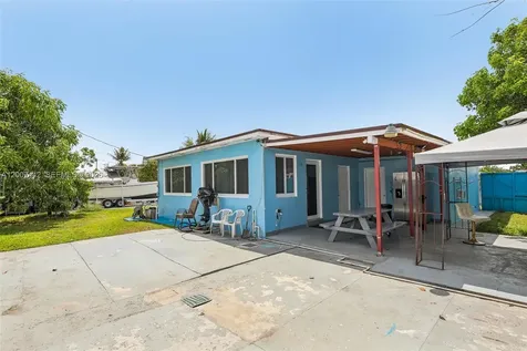 15245 SW 298th Terrace Homestead FL 33033