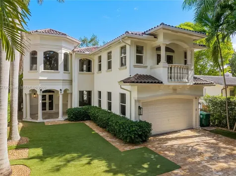 4065 Battersea Road Miami FL 33133