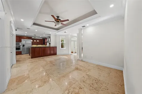 4065 Battersea Road Miami FL 33133