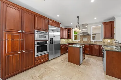 4065 Battersea Road Miami FL 33133