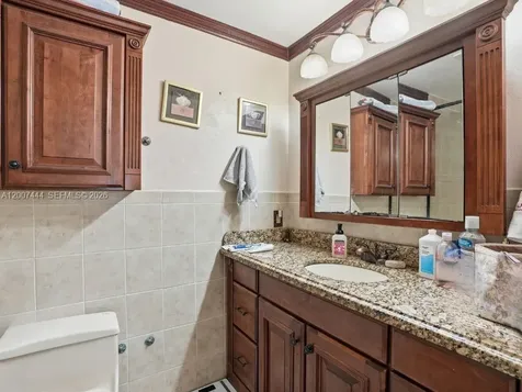 1110 22nd Avenue NE Naples FL 34120