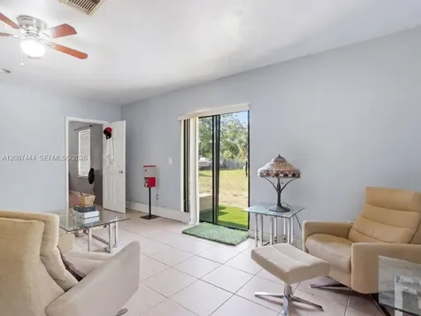 1110 22nd Avenue NE Naples FL 34120