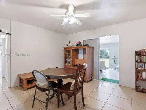 1110 22nd Avenue NE Naples FL 34120