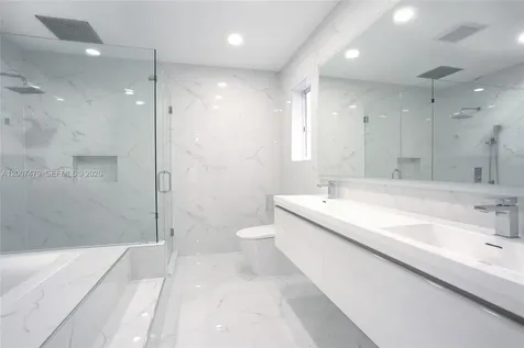 19150 S Saint Andrews Drive Hialeah FL 33015