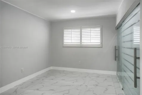 19150 S Saint Andrews Drive Hialeah FL 33015