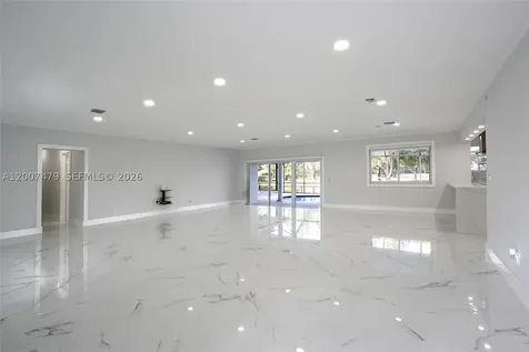 19150 S Saint Andrews Drive Hialeah FL 33015