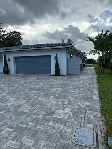 19150 S Saint Andrews Drive Hialeah FL 33015