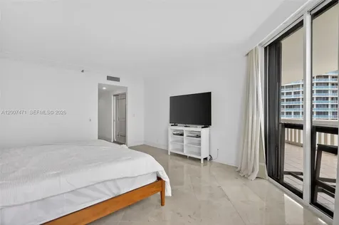 3000 Island Boulevard Aventura FL 33160