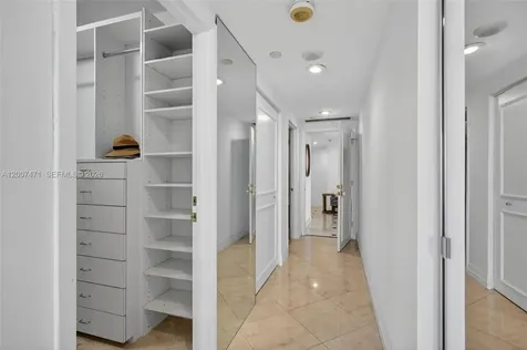 3000 Island Boulevard Aventura FL 33160