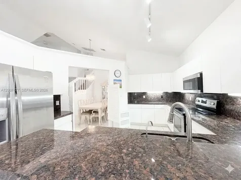 1510 W Lacosta Drive W Pembroke Pines FL 33027