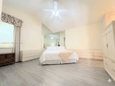 1510 W Lacosta Drive W Pembroke Pines FL 33027