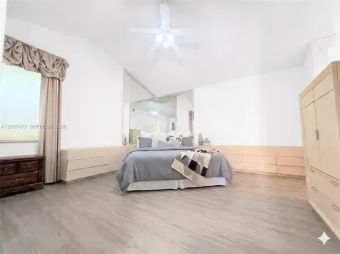 1510 W Lacosta Drive W Pembroke Pines FL 33027