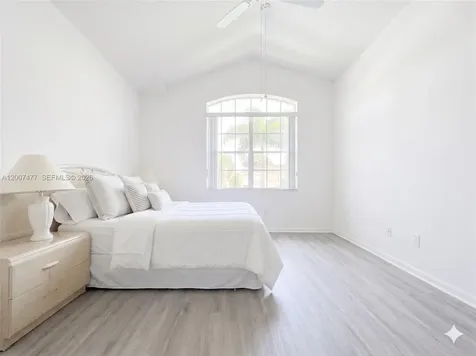 1510 W Lacosta Drive W Pembroke Pines FL 33027