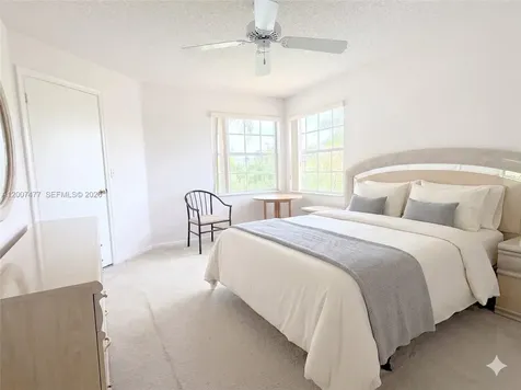 1510 W Lacosta Drive W Pembroke Pines FL 33027