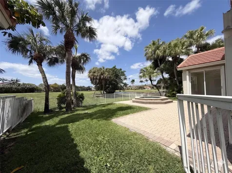1510 W Lacosta Drive W Pembroke Pines FL 33027