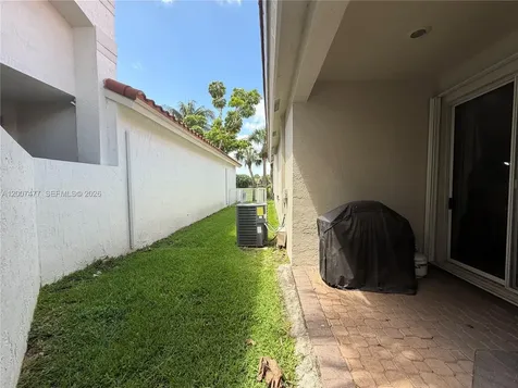 1510 W Lacosta Drive W Pembroke Pines FL 33027