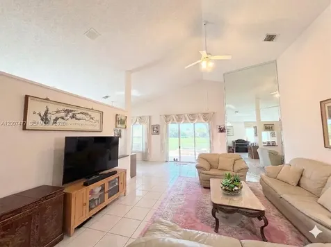 1510 W Lacosta Drive W Pembroke Pines FL 33027