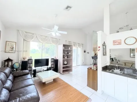 1510 W Lacosta Drive W Pembroke Pines FL 33027