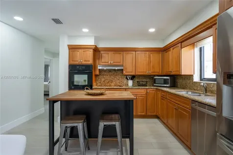 510 SE 3rd Avenue Dania Beach FL 33004