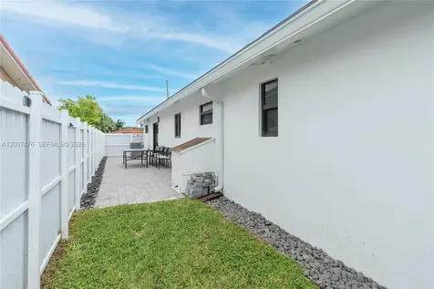 510 SE 3rd Avenue Dania Beach FL 33004
