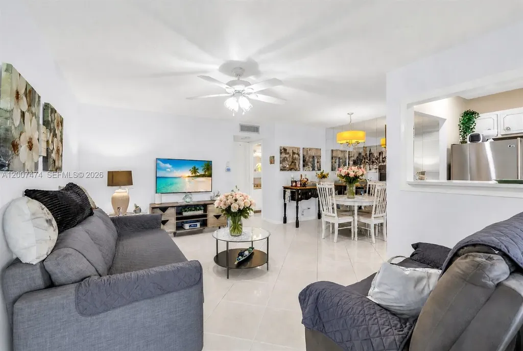 5300 Washington Street Hollywood FL 33021