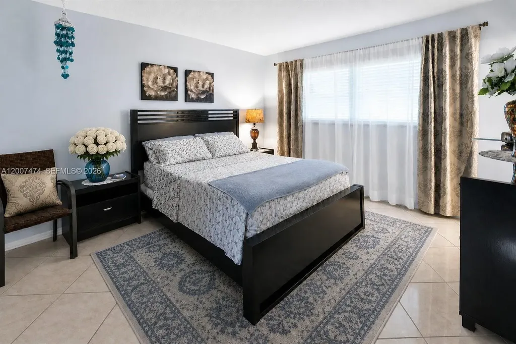 5300 Washington Street Hollywood FL 33021