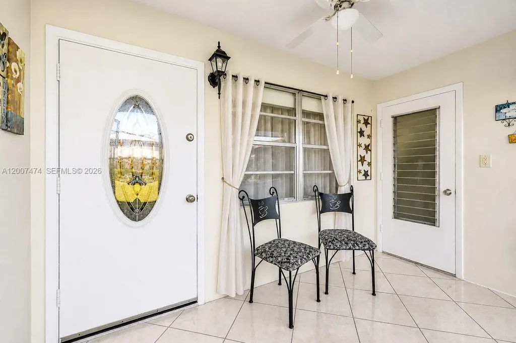 5300 Washington Street Hollywood FL 33021