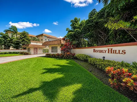 5300 Washington Street Hollywood FL 33021