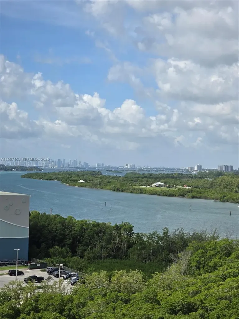 100 Bayview Drive Sunny Isles Beach FL 33160