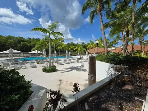 100 Bayview Drive Sunny Isles Beach FL 33160