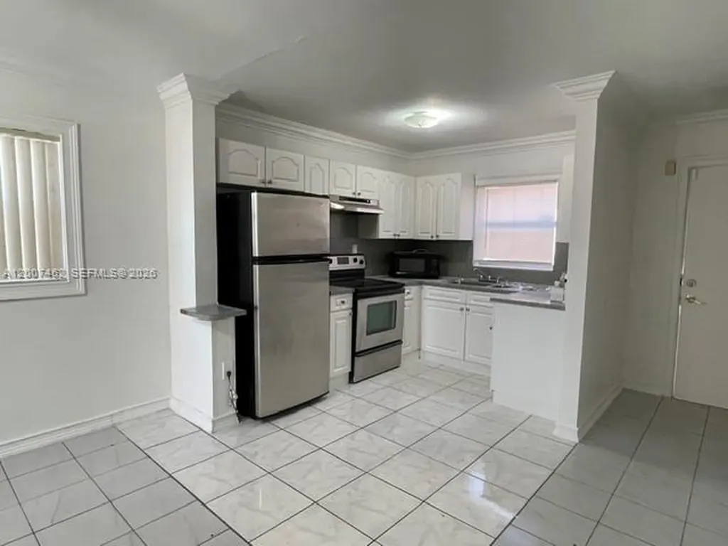 19805 SW 114th Avenue Miami FL 33157