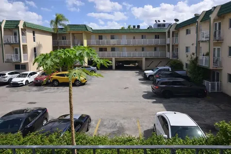 6780 W 2nd Court Hialeah FL 33012