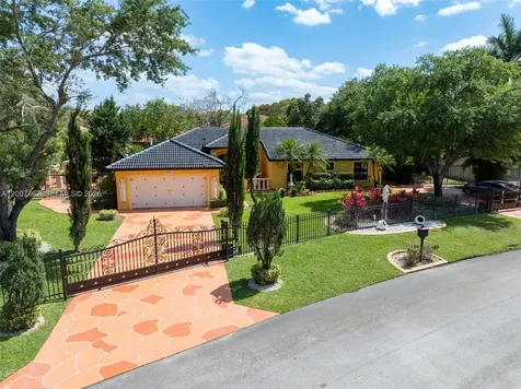 15860 SW 287th Street Homestead FL 33033