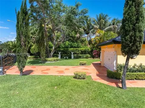 15860 SW 287th Street Homestead FL 33033