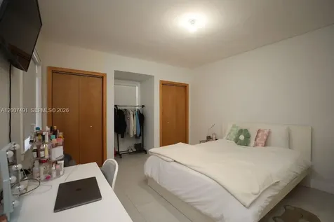 5620 Alton Road Miami Beach FL 33140