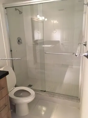 8205 Lake Drive Doral FL 33166