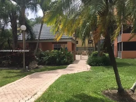 8205 Lake Drive Doral FL 33166