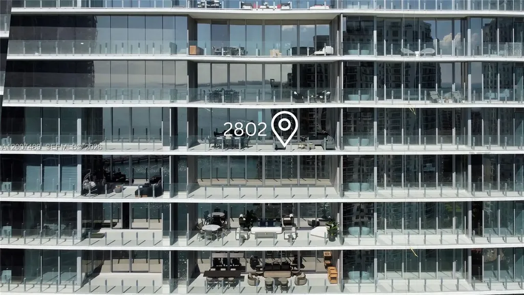 300 Biscayne Blvd Way Miami FL 33131