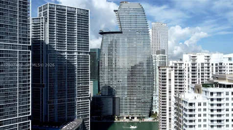 300 Biscayne Blvd Way Miami FL 33131