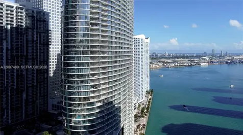 300 Biscayne Blvd Way Miami FL 33131