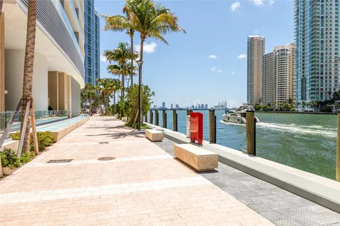300 Biscayne Blvd Way Miami FL 33131