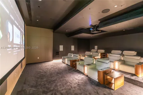 300 Biscayne Blvd Way Miami FL 33131