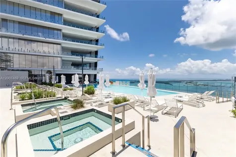 300 Biscayne Blvd Way Miami FL 33131