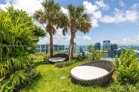 300 Biscayne Blvd Way Miami FL 33131