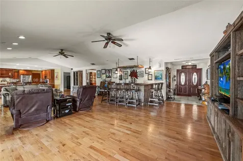 10651 SW 27th Street Davie FL 33328