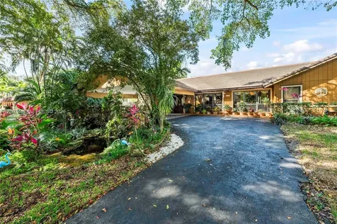 10651 SW 27th Street Davie FL 33328
