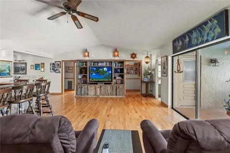 10651 SW 27th Street Davie FL 33328