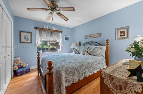10651 SW 27th Street Davie FL 33328