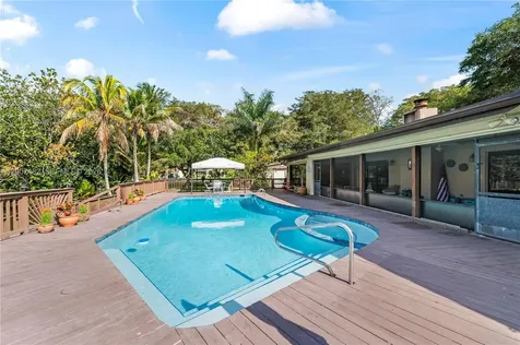 10651 SW 27th Street Davie FL 33328