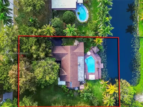 10651 SW 27th Street Davie FL 33328